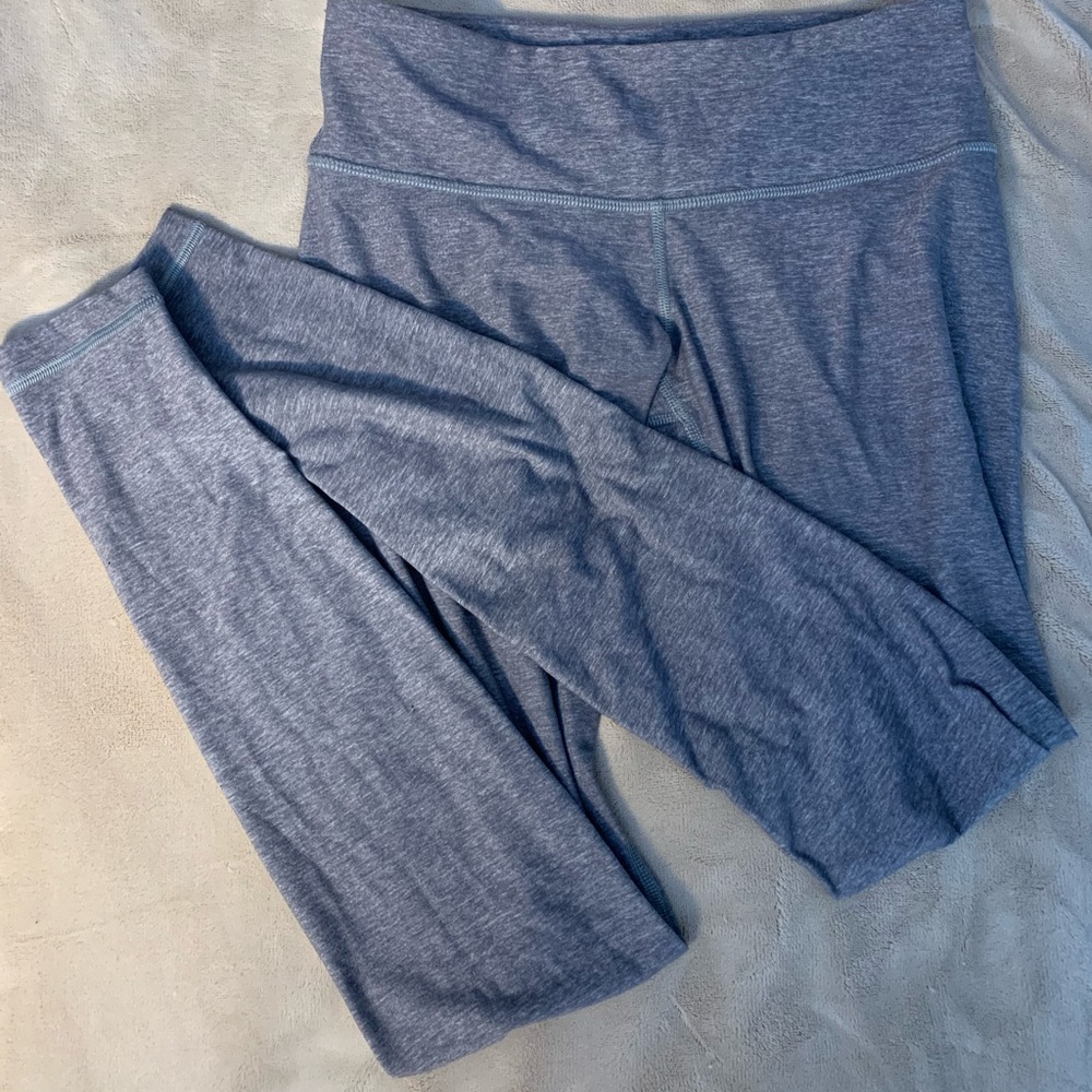 Lululemon Athletica Gray Leggings for Ultimate Comfort
